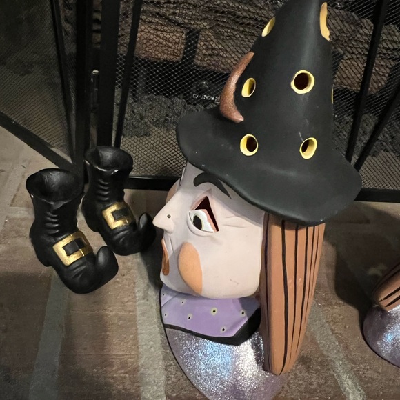 Vintage 10” Tall Witch Halloween Pottery Luminary - Picture 7 of 13